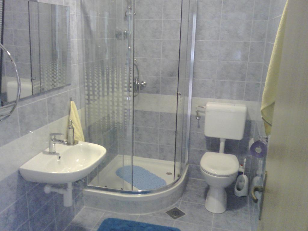 Apartments Krajici Kastela Oda fotoğraf